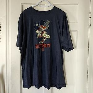 Detroit tigers t-shirt